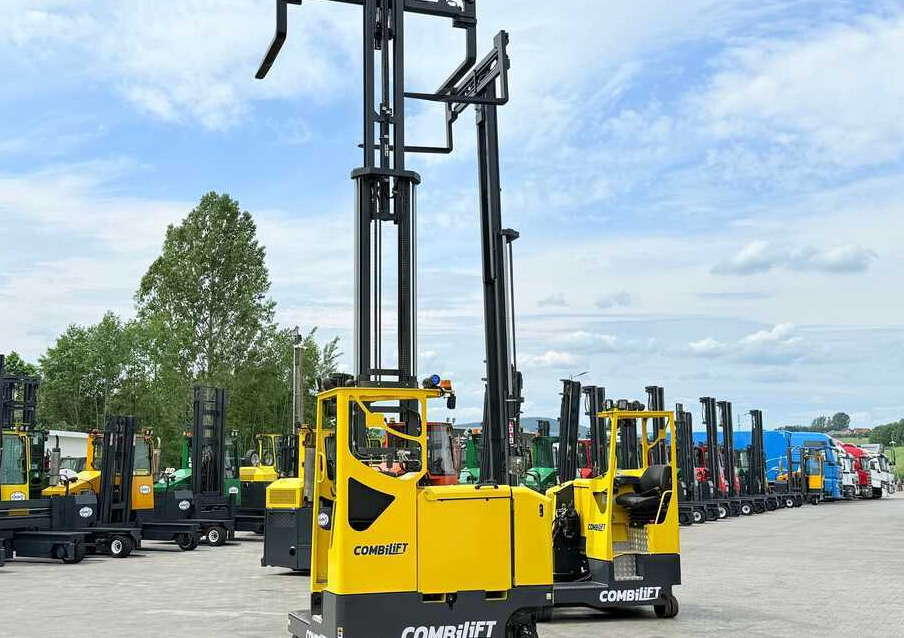 Pirun ritërheqës me 4 rrugë Combilift MR / ELECTRIC / TRIPLEX – 6000MM / FULL FREE LIFT / WIDE POSITIONER / FORK SIDESHIFT / ONLY 1400 HOURS / LIKE NEW: foto 35