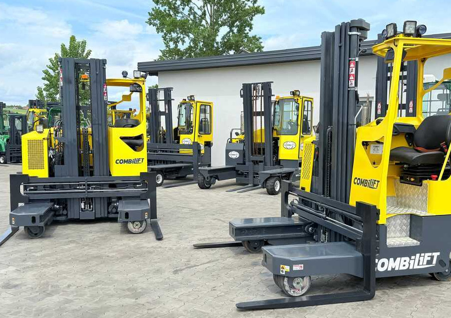 Combilift MR / ELECTRIC / TRIPLEX – 6000MM / FULL FREE LIFT / WIDE POSITIONER / FORK SIDESHIFT / ONLY 1400 HOURS / LIKE NEW - Pirun ritërheqës me 4 rrugë: foto 2 Combilift MR / ELECTRIC / TRIPLEX – 6000MM / FULL FREE LIFT / WIDE POSITIONER / FORK SIDESHIFT / ONLY 1400 HOURS / LIKE NEW - Pirun ritërheqës me 4 rrugë: foto 2