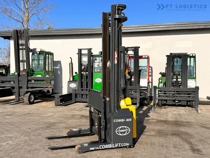 Combilift WR-4 / DUPLEX / 4.5M / 2017 / ONLY 30 MTH / LIKE NEW / 1500KG - Stivosës: foto 3 Combilift WR-4 / DUPLEX / 4.5M / 2017 / ONLY 30 MTH / LIKE NEW / 1500KG - Stivosës: foto 3