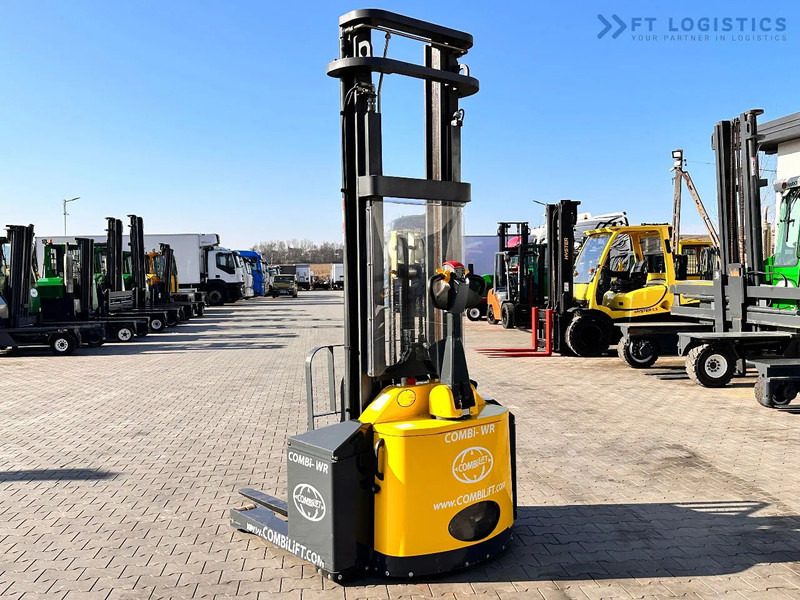 Combilift WR-4 / DUPLEX / 4.5M / 2017 / ONLY 30 MTH / LIKE NEW / 1500KG - Stivosës: foto 5 Combilift WR-4 / DUPLEX / 4.5M / 2017 / ONLY 30 MTH / LIKE NEW / 1500KG - Stivosës: foto 5