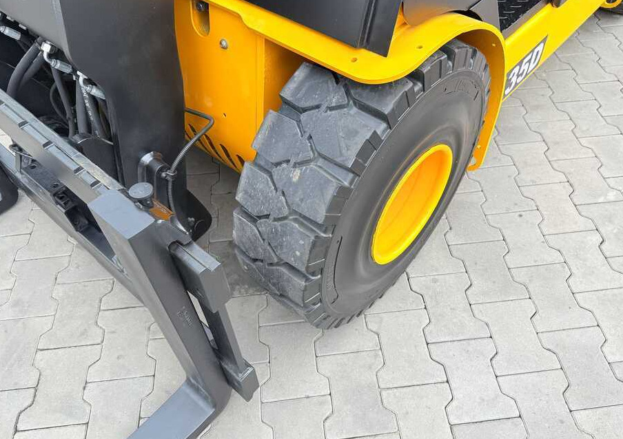 JCB TLT35D / DIESEL / CAB / NEW TYRES / 4450MM / TELESCOPIC – EXCELLENT CONDITION - Ekskavator teleskopik: foto 4 JCB TLT35D / DIESEL / CAB / NEW TYRES / 4450MM / TELESCOPIC – EXCELLENT CONDITION - Ekskavator teleskopik: foto 4