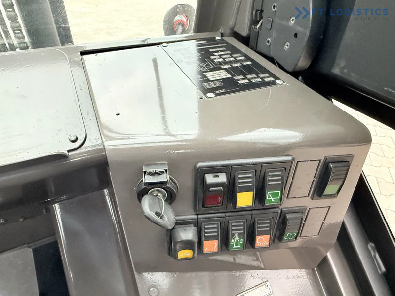 Pirun më naftë Manitou MSI 30 / DIESEL / DUPLEX 3350MM / Multi-pallet handler MSI 30 / DIESEL / DUPLEX 3350MM / Multi-pallet handler: foto 16 Pirun më naftë Manitou MSI 30 / DIESEL / DUPLEX 3350MM / Multi-pallet handler MSI 30 / DIESEL / DUPLEX 3350MM / Multi-pallet handler: foto 16