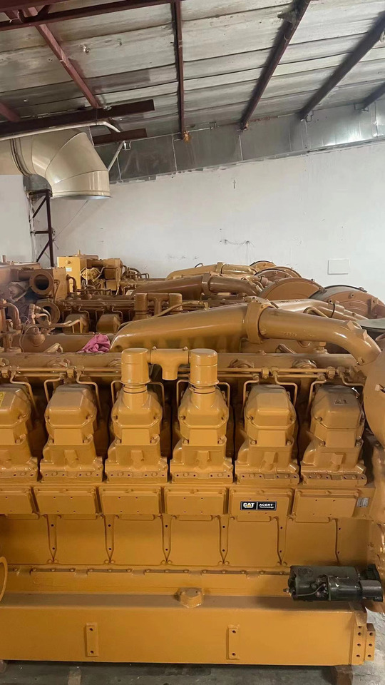 CATERPILLAR 3512 - Motori për Ekskavator: foto 1 CATERPILLAR 3512 - Motori për Ekskavator: foto 1