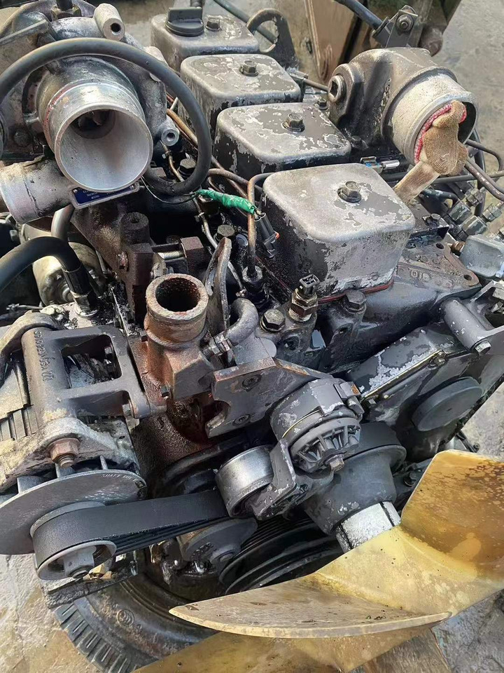 CUMMINS 4BT3.9 - Motori për Miniekskavator: foto 5 CUMMINS 4BT3.9 - Motori për Miniekskavator: foto 5