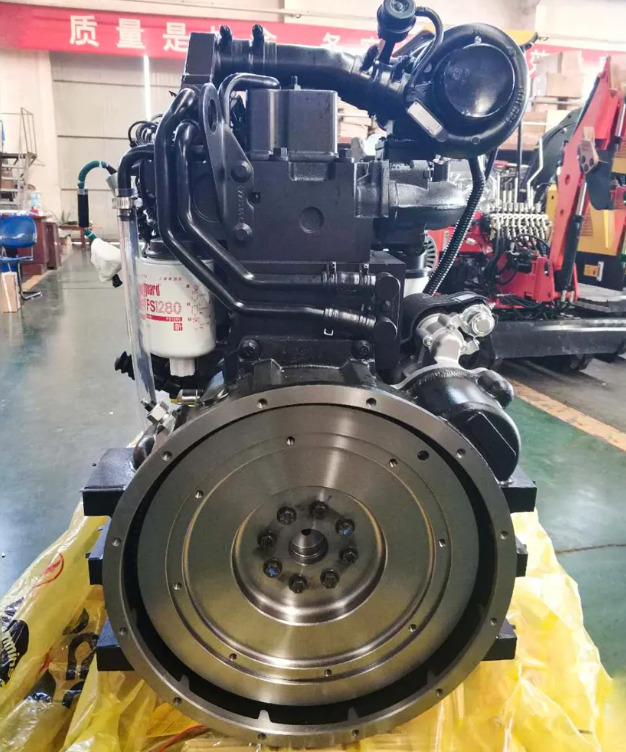 CUMMINS 6CTA8.3 - Motori për Ekskavator: foto 4 CUMMINS 6CTA8.3 - Motori për Ekskavator: foto 4