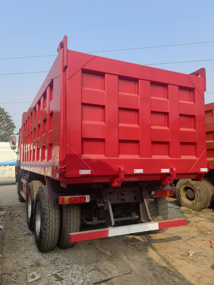 HOWO HOWO 6*4 371 dump truck - Kamion vetëshkarkues: foto 2 HOWO HOWO 6*4 371 dump truck - Kamion vetëshkarkues: foto 2