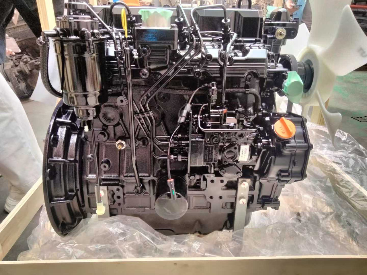 YANMAR 4TNE98 - Motori për Makineri ndërtimi: foto 3 YANMAR 4TNE98 - Motori për Makineri ndërtimi: foto 3