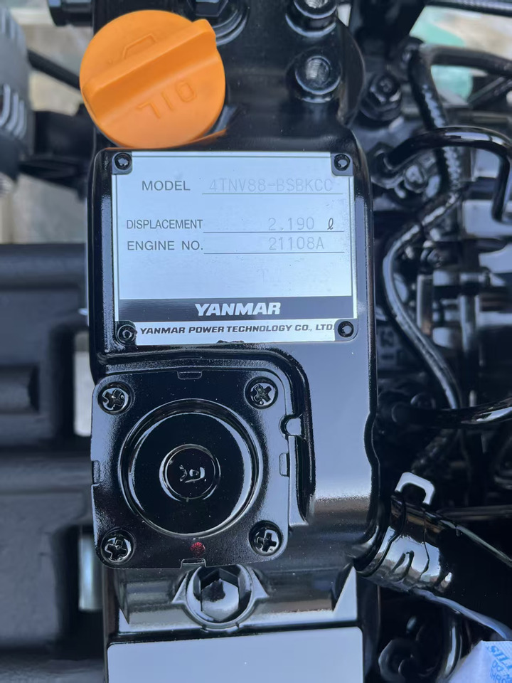 YANMAR 4TNV88 - Motori për Ekskavator: foto 1 YANMAR 4TNV88 - Motori për Ekskavator: foto 1