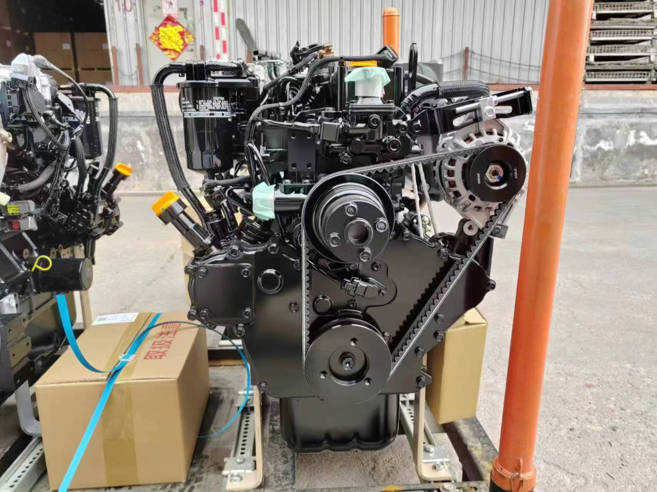 YANMAR 4TNV98C - Motori për Ekskavator: foto 2 YANMAR 4TNV98C - Motori për Ekskavator: foto 2