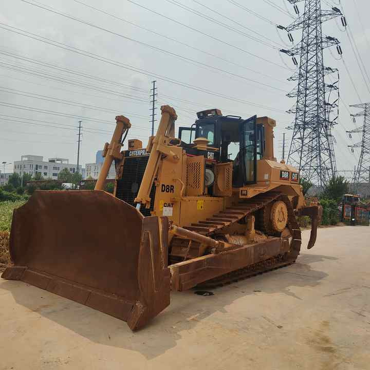 100% Original Paint Used Caterpillar D8R Bulldozer CAT D8R Crawler Dozer with Superior Performance and Power for Sale - Buldozer: foto 1 100% Original Paint Used Caterpillar D8R Bulldozer CAT D8R Crawler Dozer with Superior Performance and Power for Sale - Buldozer: foto 1
