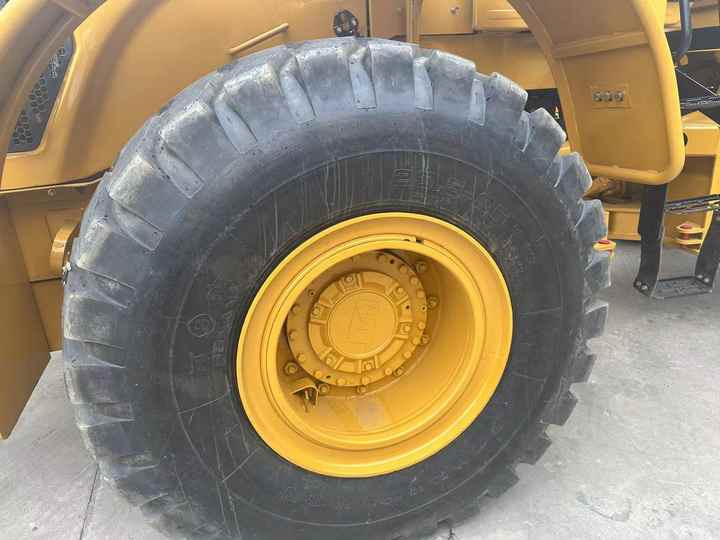 98%New Loaders Cat 966H High Efficiency Wheel Loader Cat 966H Powerful Chinese Made Front Loader Road Machine - Fadrom me goma: foto 5 98%New Loaders Cat 966H High Efficiency Wheel Loader Cat 966H Powerful Chinese Made Front Loader Road Machine - Fadrom me goma: foto 5