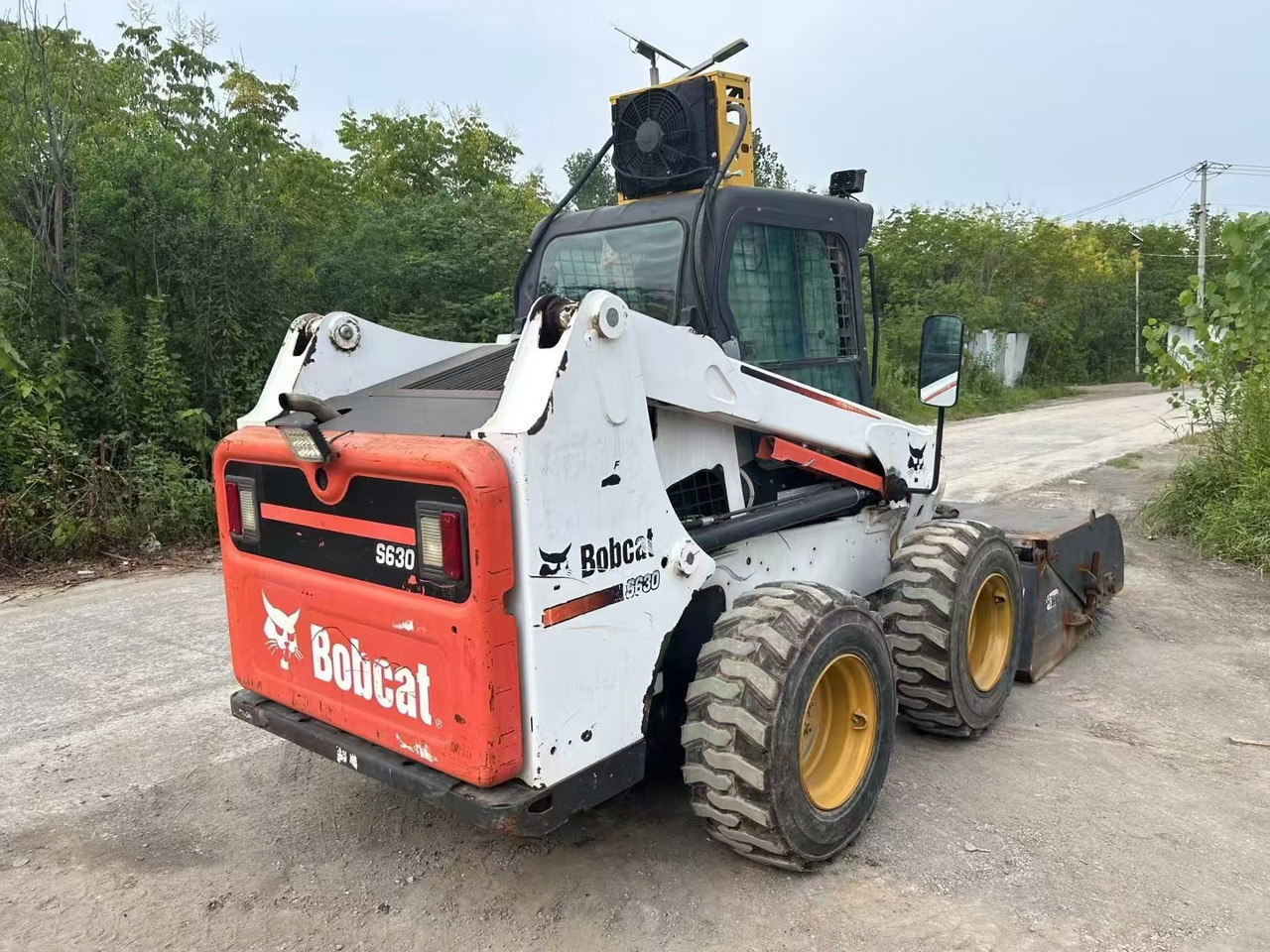 BOBCAT High Quality Used Bobcat S630 Skip Steer - Mini fadrom: foto 2 BOBCAT High Quality Used Bobcat S630 Skip Steer - Mini fadrom: foto 2