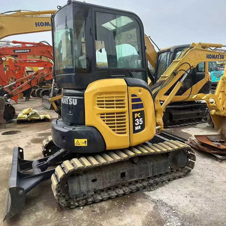 Ekskavator me zinxhirë Best Quality Komatsu PC35mr Used Mini Excavator Earth-moving Machinery in Good Condition: foto 1