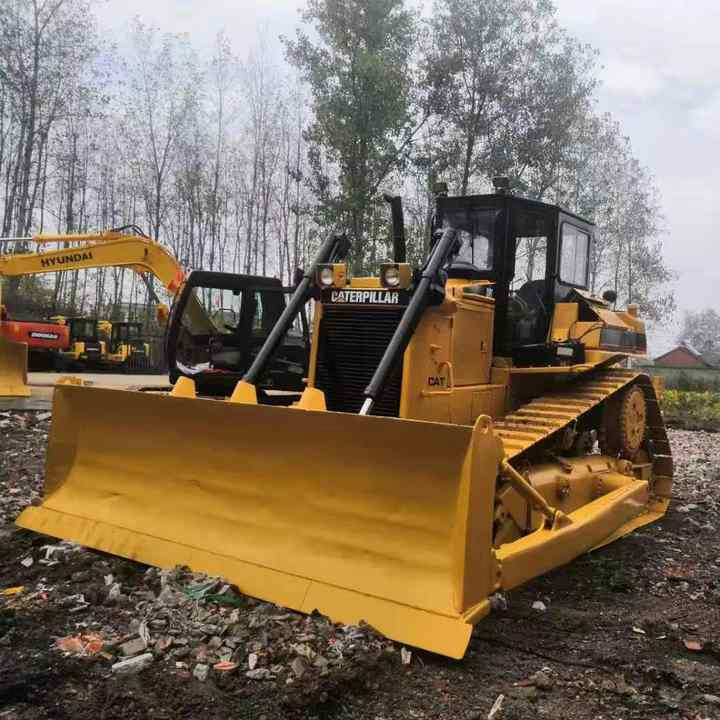 CAT High Quality Used Machinery , Original D6h Cat Bulldozer , Winch Attached Cat Bulldozer - Buldozer: foto 1 CAT High Quality Used Machinery , Original D6h Cat Bulldozer , Winch Attached Cat Bulldozer - Buldozer: foto 1