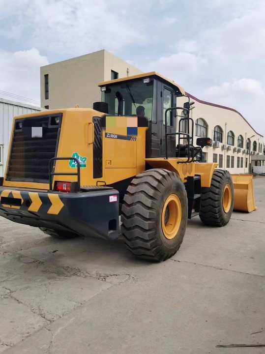 China Jiangsu Famous Brand Used Wheel Good Condition Loader ZL50GN Used Loader for Sale - Fadrom me goma: foto 2 China Jiangsu Famous Brand Used Wheel Good Condition Loader ZL50GN Used Loader for Sale - Fadrom me goma: foto 2