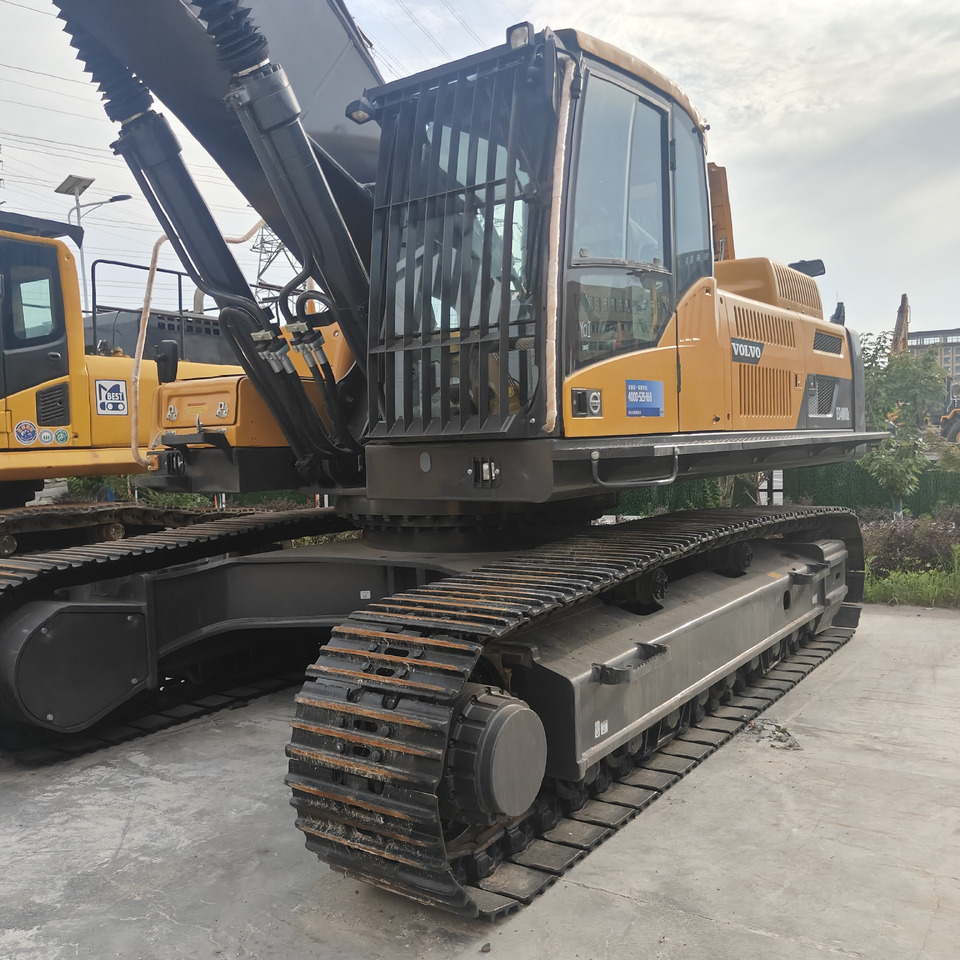 EXCAVATOR Good Condition VOLVO EC480DL Excavator Low Price Large Hydraulic Crawler Excavator volvo 480dl for Sale - Ekskavator me zinxhirë: foto 5 EXCAVATOR Good Condition VOLVO EC480DL Excavator Low Price Large Hydraulic Crawler Excavator volvo 480dl for Sale - Ekskavator me zinxhirë: foto 5