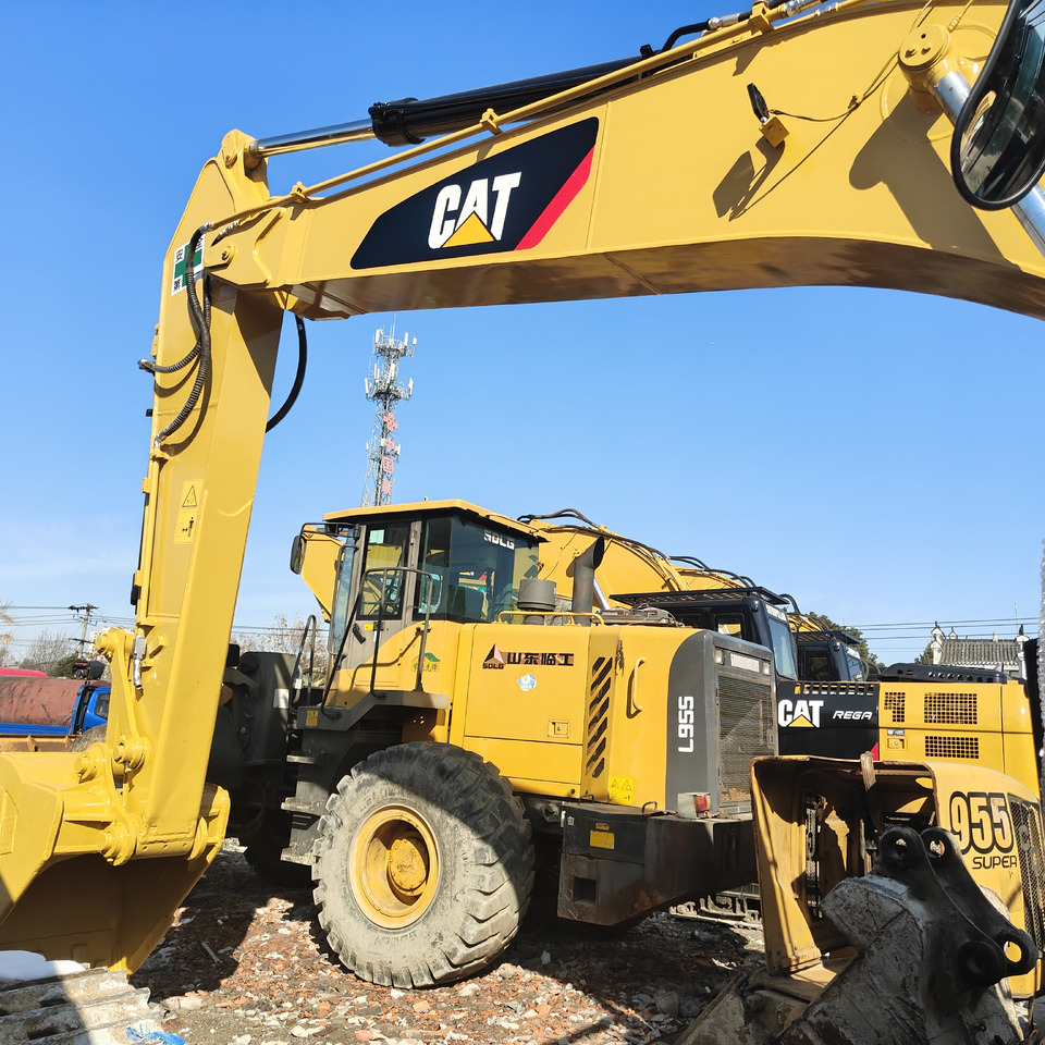 EXCAVATOR Used Cat Excavator Japan 20 Tons Digger Machinery Caterpillar CAT 320D for Sale Cat - Ekskavator me zinxhirë: foto 2 EXCAVATOR Used Cat Excavator Japan 20 Tons Digger Machinery Caterpillar CAT 320D for Sale Cat - Ekskavator me zinxhirë: foto 2