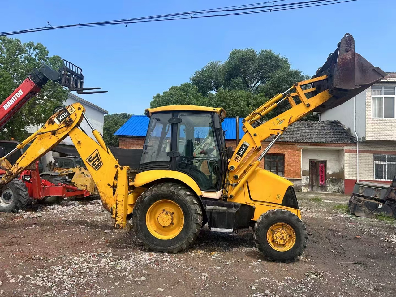 Good Condition Used Backhoe JCB 3CX - Fadromë me shkarkim nga prapa: foto 1 Good Condition Used Backhoe JCB 3CX - Fadromë me shkarkim nga prapa: foto 1