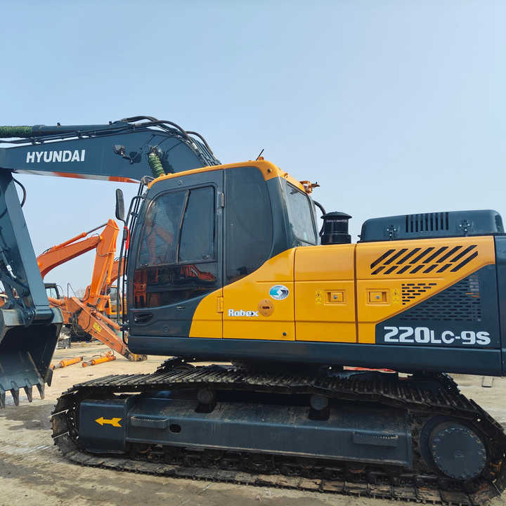Hyundai 220LC-9S Used Excavator for Mining & Construction | Price Negotiable, Global Shipping - Ekskavator me zinxhirë: foto 1 Hyundai 220LC-9S Used Excavator for Mining & Construction | Price Negotiable, Global Shipping - Ekskavator me zinxhirë: foto 1
