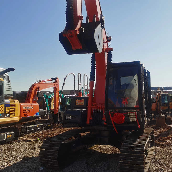 Japan Original Hitachi ZX120 Crawler Excavator Perfect for Various Projects Available Used Excavators for Sale - Ekskavator me zinxhirë: foto 5 Japan Original Hitachi ZX120 Crawler Excavator Perfect for Various Projects Available Used Excavators for Sale - Ekskavator me zinxhirë: foto 5