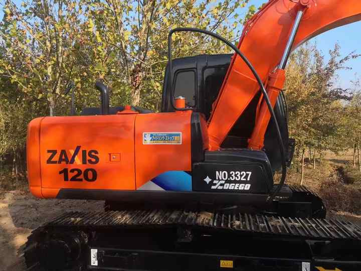 Japan Original Hitachi ZX120 Crawler Excavator Perfect for Various Projects Available Used Excavators for Sale - Ekskavator me zinxhirë: foto 2 Japan Original Hitachi ZX120 Crawler Excavator Perfect for Various Projects Available Used Excavators for Sale - Ekskavator me zinxhirë: foto 2