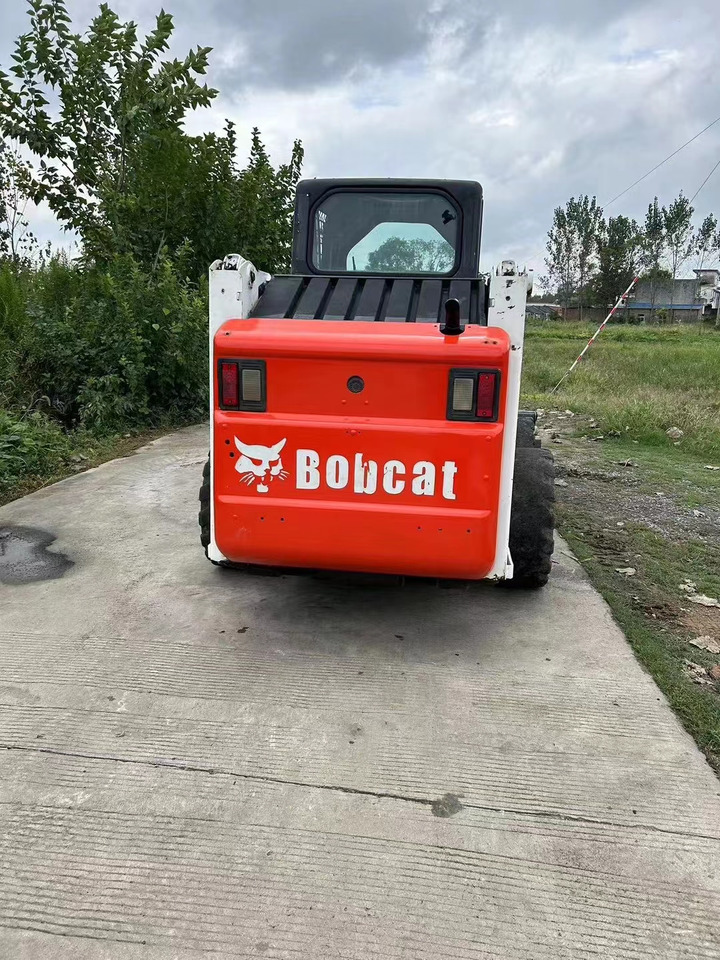 BOBCAT Second-hand Excellent Skidsteer Bobcat S160 - Makineri ndërtimi: foto 4 BOBCAT Second-hand Excellent Skidsteer Bobcat S160 - Makineri ndërtimi: foto 4