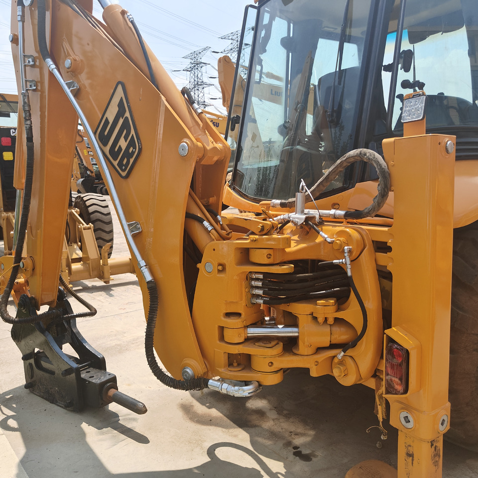 JCB Used HOTSALE Backhoe Loader JCB 3CX - Makineri ndërtimi: foto 2 JCB Used HOTSALE Backhoe Loader JCB 3CX - Makineri ndërtimi: foto 2