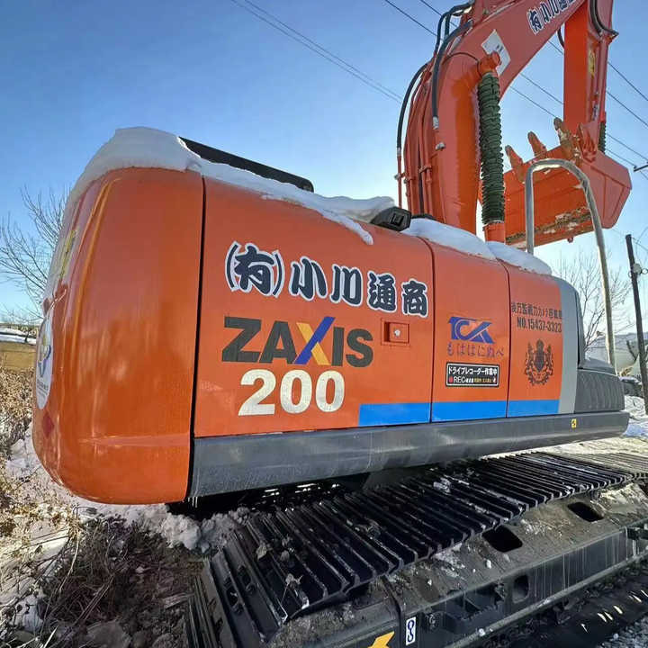 Original Japan Hitachi ZX200-3 Excavator Hitachi Excavator in Low Price for Hot Sale - Ekskavator me zinxhirë: foto 3 Original Japan Hitachi ZX200-3 Excavator Hitachi Excavator in Low Price for Hot Sale - Ekskavator me zinxhirë: foto 3