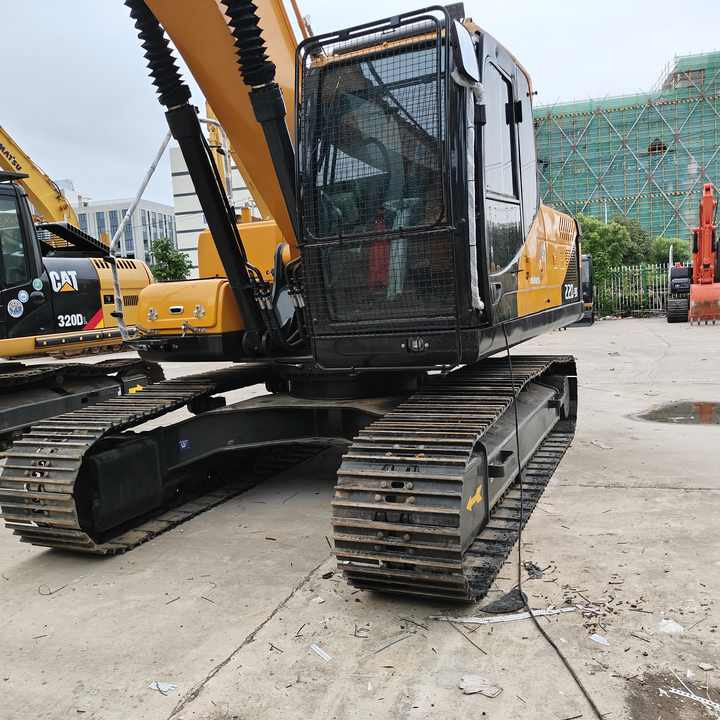 South Korea Low Price Hyundai 220lc-9s Excavator Hyundai 22ton Excavator Hot Sale - Ekskavator me zinxhirë: foto 5 South Korea Low Price Hyundai 220lc-9s Excavator Hyundai 22ton Excavator Hot Sale - Ekskavator me zinxhirë: foto 5