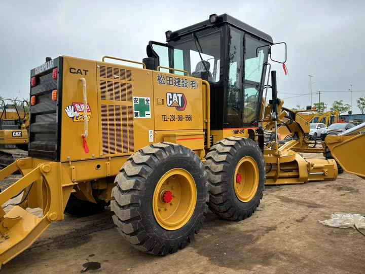 Used Cat 140K New Model Grader Popular Brand Japan Cat Hydraulic Machinery Construction Equipment - Makinë niveluese: foto 5 Used Cat 140K New Model Grader Popular Brand Japan Cat Hydraulic Machinery Construction Equipment - Makinë niveluese: foto 5
