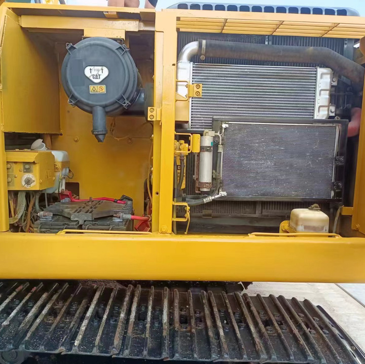 Used Caterpillar 320D Crawler Excavator Hot Sale Used Engineering & Construction Machinery - Ekskavator: foto 5 Used Caterpillar 320D Crawler Excavator Hot Sale Used Engineering & Construction Machinery - Ekskavator: foto 5