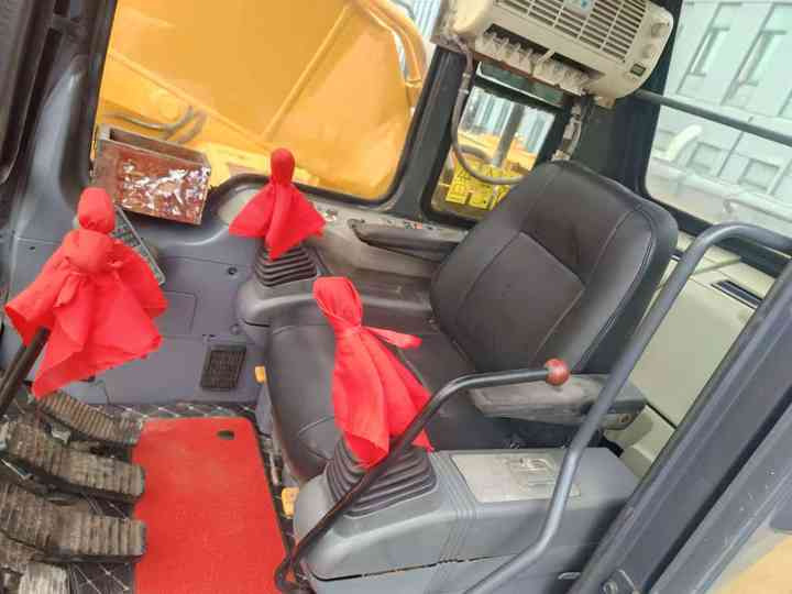 Used Digger DOOSAN DX55 Construction Machinery Construction Digger Used DOOSAN DX55 Cheap Excavator - Ekskavator me zinxhirë: foto 5 Used Digger DOOSAN DX55 Construction Machinery Construction Digger Used DOOSAN DX55 Cheap Excavator - Ekskavator me zinxhirë: foto 5