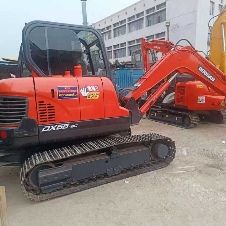 Used Digger DOOSAN DX55 Construction Machinery Construction Digger Used DOOSAN DX55 Cheap Excavator - Ekskavator me zinxhirë: foto 1 Used Digger DOOSAN DX55 Construction Machinery Construction Digger Used DOOSAN DX55 Cheap Excavator - Ekskavator me zinxhirë: foto 1