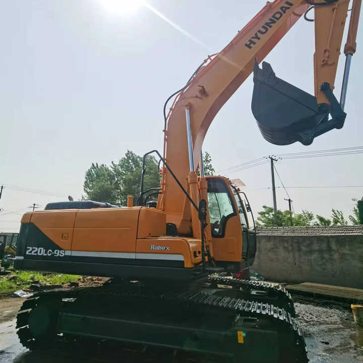 Used HYUNDAI R220-9S New Model Excavator Second Hand Machine Popular Brand Korean hyundai Hydraulic Machinery - Ekskavator me zinxhirë: foto 1 Used HYUNDAI R220-9S New Model Excavator Second Hand Machine Popular Brand Korean hyundai Hydraulic Machinery - Ekskavator me zinxhirë: foto 1