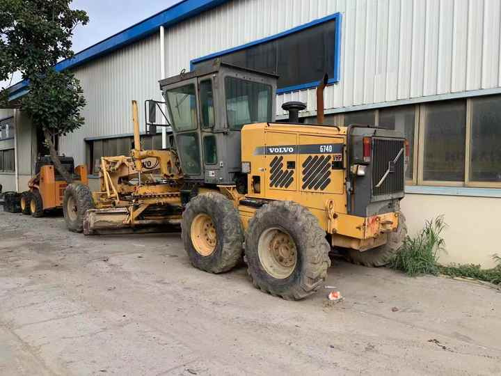 Used Heavy Construction Equipment Volvo 740 Grader Second Hand Grader Used Machine Hot Sale - Makinë niveluese: foto 2 Used Heavy Construction Equipment Volvo 740 Grader Second Hand Grader Used Machine Hot Sale - Makinë niveluese: foto 2