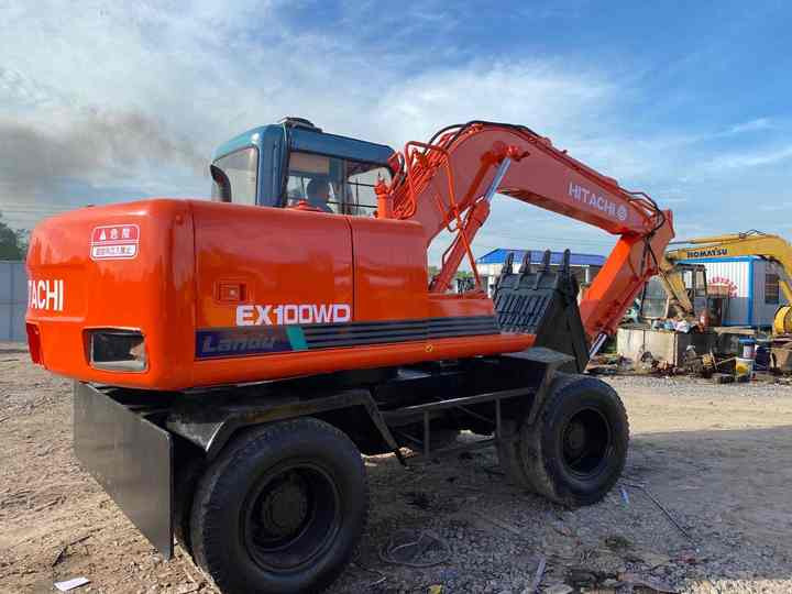 Used Hitachi Ex100WD Wheel Excavator for Sale Japan Made Hitachi Ex100wd Wheeled Excavator for Sale - Ekskavator me zinxhirë: foto 4 Used Hitachi Ex100WD Wheel Excavator for Sale Japan Made Hitachi Ex100wd Wheeled Excavator for Sale - Ekskavator me zinxhirë: foto 4