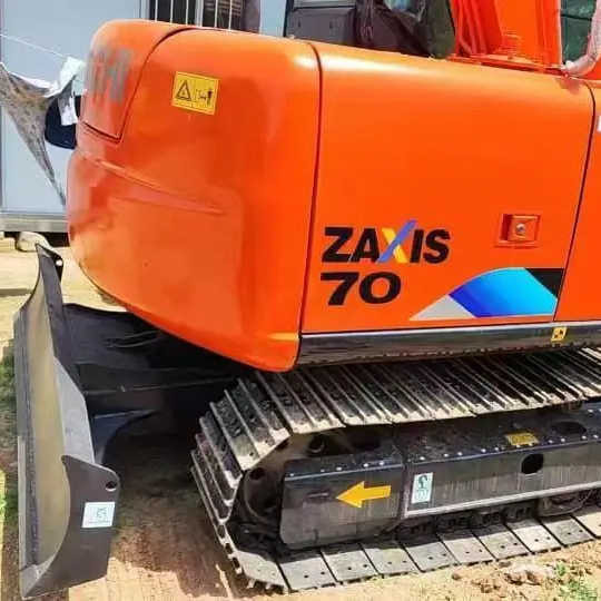 Used Hitachi Excavator ZX70 7ton Japan Import Second Hand Small Crawler ZX70 Excavator for Sale - Ekskavator me zinxhirë: foto 3 Used Hitachi Excavator ZX70 7ton Japan Import Second Hand Small Crawler ZX70 Excavator for Sale - Ekskavator me zinxhirë: foto 3