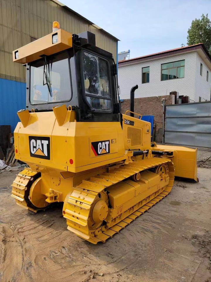 CATERPILLAR D5K - Buldozer: foto 4 CATERPILLAR D5K - Buldozer: foto 4