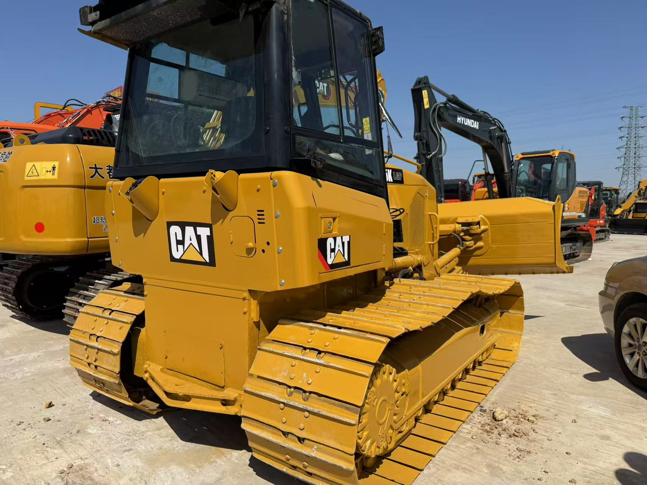 CATERPILLAR D5K - Buldozer: foto 3 CATERPILLAR D5K - Buldozer: foto 3
