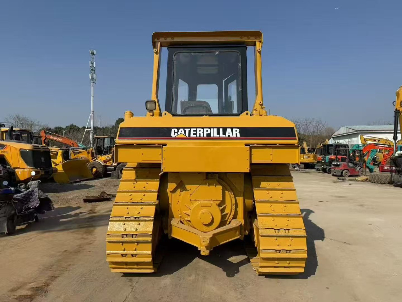 CATERPILLAR D6R - Buldozer: foto 4 CATERPILLAR D6R - Buldozer: foto 4