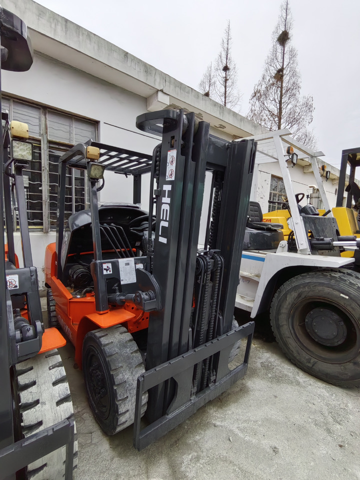 HELI 35 - Pirun më naftë: foto 3 HELI 35 - Pirun më naftë: foto 3