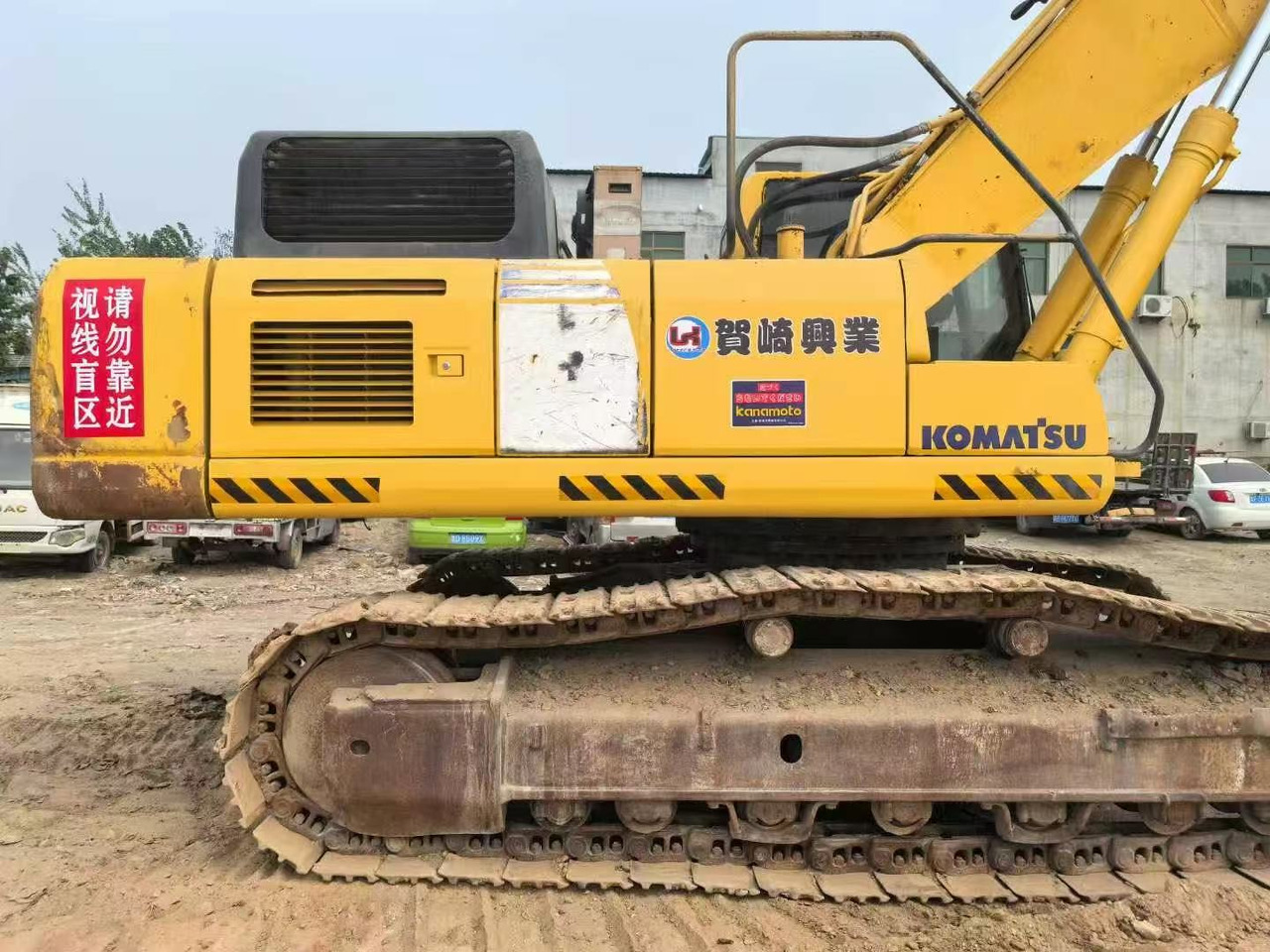 KOMATSU PC400-8 - Ekskavator me zinxhirë: foto 4 KOMATSU PC400-8 - Ekskavator me zinxhirë: foto 4