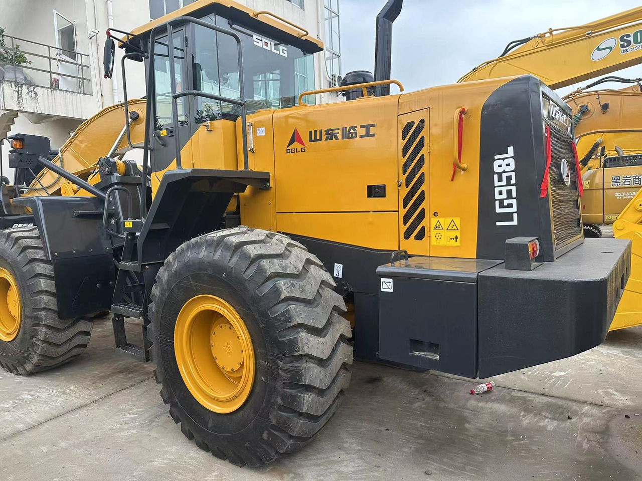 SDLG LG958F - Fadrom me goma: foto 1 SDLG LG958F - Fadrom me goma: foto 1