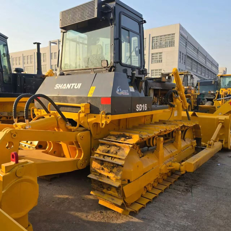 SHANTUI SD16 - Buldozer: foto 1 SHANTUI SD16 - Buldozer: foto 1