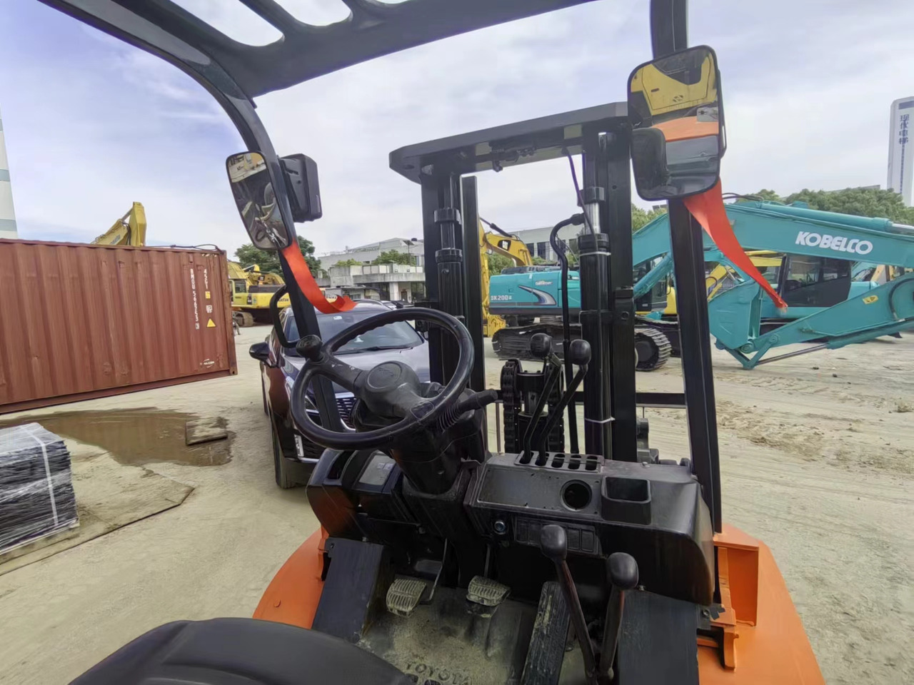 TOYOTA 62-7FD50 - Pirun më naftë: foto 3 TOYOTA 62-7FD50 - Pirun më naftë: foto 3