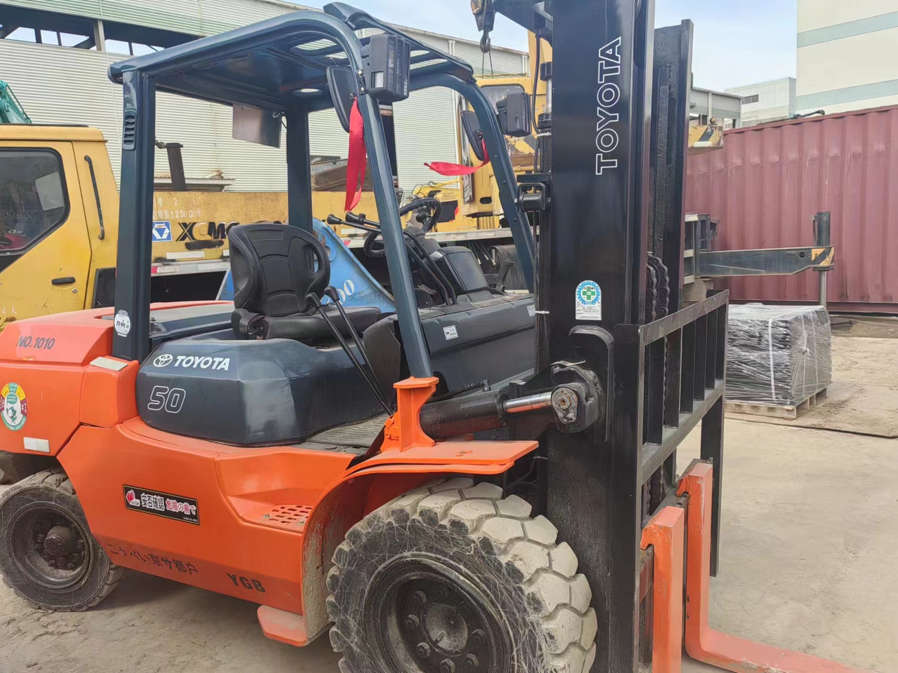 TOYOTA 62-7FD50 - Pirun më naftë: foto 4 TOYOTA 62-7FD50 - Pirun më naftë: foto 4