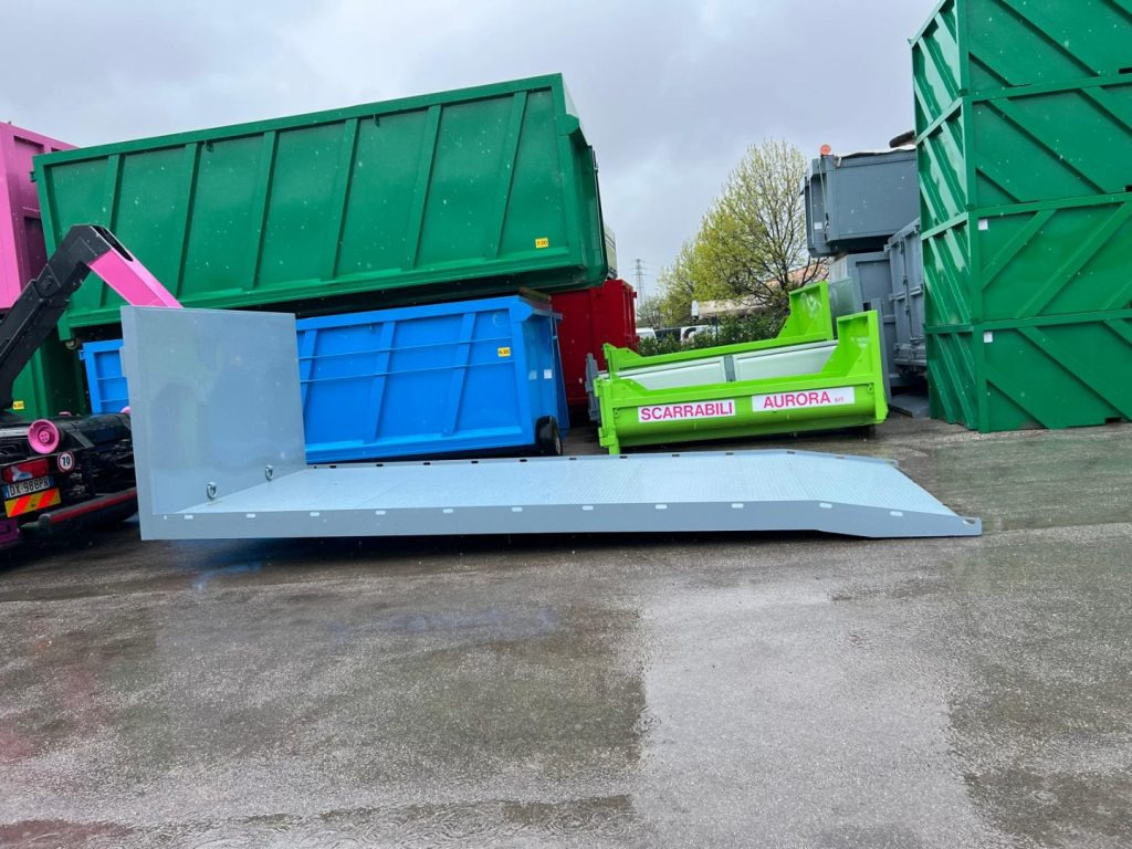 CONTAINER A PIANALE SENZA SPONDE CON CODA A ZERO P - Kontejner roll-off: foto 3 CONTAINER A PIANALE SENZA SPONDE CON CODA A ZERO P - Kontejner roll-off: foto 3