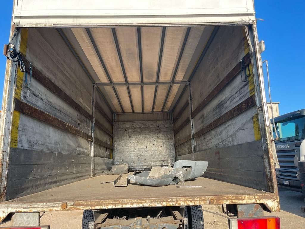 CONTAINER USATO CENTINATO NON SCARRABILE - Karroceri e ndërrueshme me perde anësore: foto 2 CONTAINER USATO CENTINATO NON SCARRABILE - Karroceri e ndërrueshme me perde anësore: foto 2
