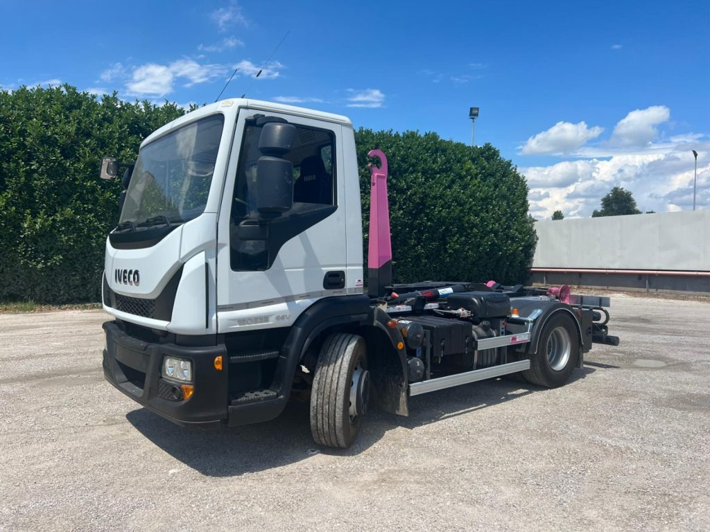 IVECO EUROCARGO 160E25 SCARRABILE - Kamion vetëngarkues: foto 1 IVECO EUROCARGO 160E25 SCARRABILE - Kamion vetëngarkues: foto 1