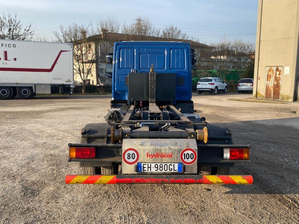 IVECO EUROCARGO 75E18 SCARRABILE - Kamion vetëngarkues: foto 5 IVECO EUROCARGO 75E18 SCARRABILE - Kamion vetëngarkues: foto 5